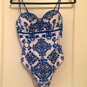 BNNT size Large Swimsuit